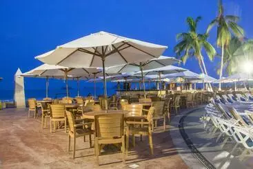 Villa Para 8 Personas 6 Adultos 2 Menores En Hotel Tsoro Ixtapa Wifi Gratis
