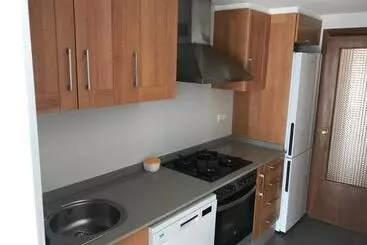 Pisos turísticos Apartamento En Complejo Residencial Con Piscina Y Garaje Frente Al Mar