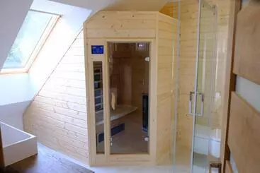 Huoneistohotelli Apartmány Valča