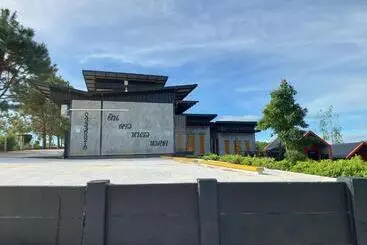 پانسیون ดิน ดาว หนาว หมอก