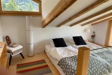 ツーリストアパートメント Verbier Sunny Apt, Fabulous View & Balcony, Sleeps 8