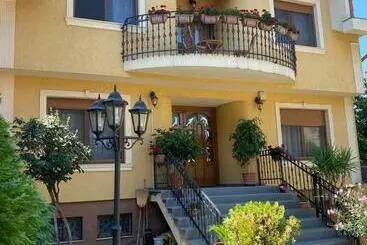 Pensão Alexia Rooms
