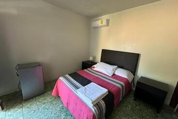 پانسیون The Florenthina S House