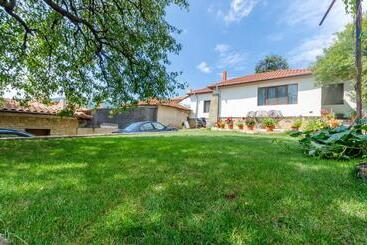 Pensionat къща за гости виктория