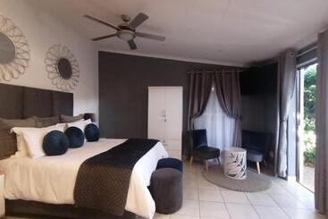 Pension (Hôtel basse catégorie) Roxy S Rest Guest House