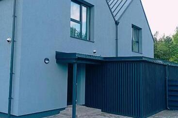 آپارتمانهای توریستها Atostogų Namas Twins