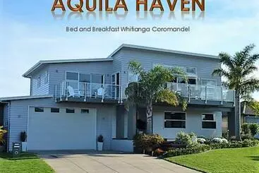 ベッドアンドブレックファースト Aquila Haven