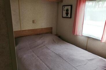 Жильё для туристов Bungalow Charmant A Saint Pierre D Oleron Avec Jardin Cloture