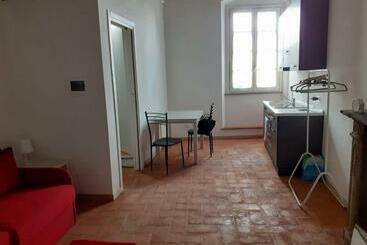 Turistlägenheter Il Caminetto