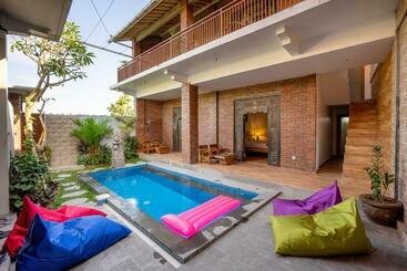پانسیون Pondok Kita Canggu By Bukit Vista