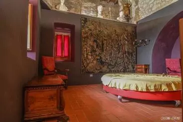 Pansiyon Torre Caetani  Night In A Medieval Tower