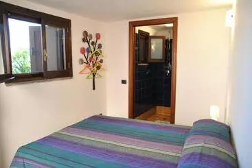 Turistihuoneistot Villa Romantic Cove Vista Mozzafiato Sul Mare