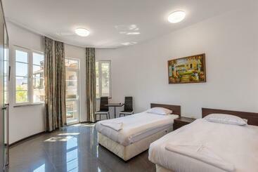 ペンション Seaside Guest Rooms