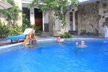 فندق Manggar Indonesia