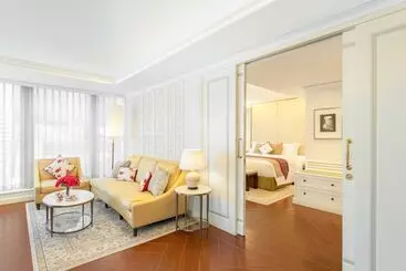 هتل The Pottinger Hong Kong