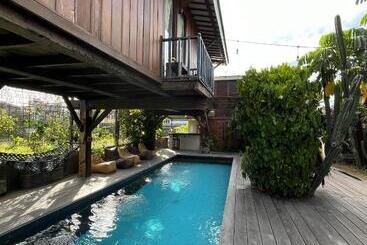 Majatalo Kampoeng Saya