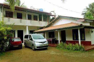 پانسیون Rest Point