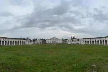 ツーリストアパートメント Casa Mi Re La