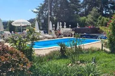 ホテル Vila Kalvachevi