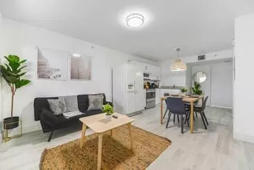 آپارتمان‌های توریست‌ها Splendid Location Apt Close To Brickell & Marlins Park