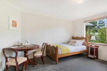 مبيت وإفطار Shambhala Guest House