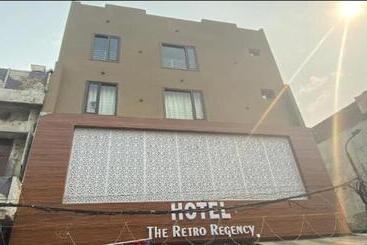 Hotel The Retro Regency
