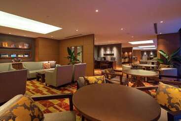 Hilton Okinawa Chatan Resort