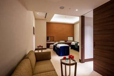 Hilton Okinawa Chatan Resort