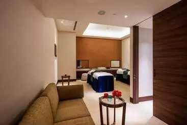 Hilton Okinawa Chatan Resort