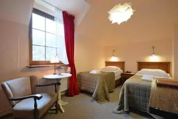 ホテル Dworek Nad Regą