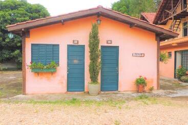 Auberge Hôtelière Pousada Villa Três