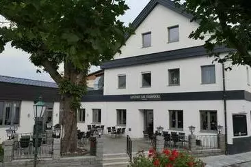 ペンション Gasthof Schiefer Zur Zugbrücke