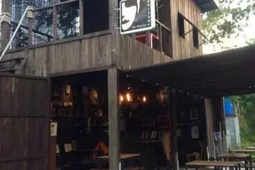 Hotel The Shadow House & Bar