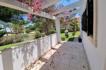 Жильё для туристов Villa Fati With Pool By Vacationy