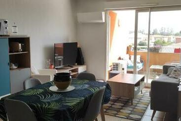 דירות לתיירים Appartement Avec Grande Terrasse à 15 Mn De La Mer