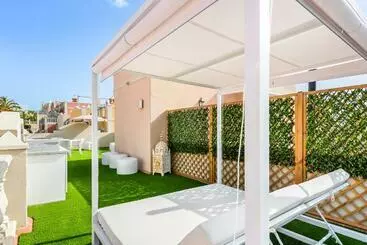 Apartaments turístics Bel Appartement Avec Grande Terrasse Independante