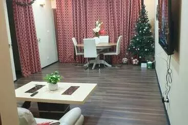 Tourist flats Eireann House Yassa