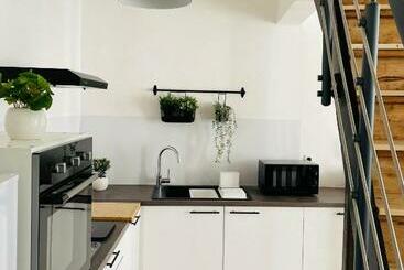 ツーリストアパートメント Be My Apparts, Appartement De Charme Au Beffroi, Douai, Coeur De Ville