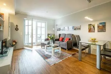 Tourist flats Haus Hafenresidenz Apartment 2 3