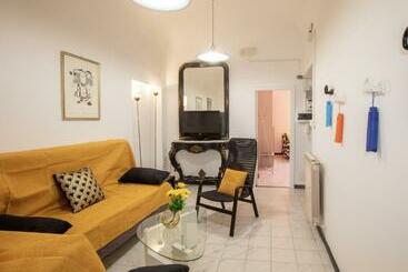 관광객 아파트 Via Manzoni