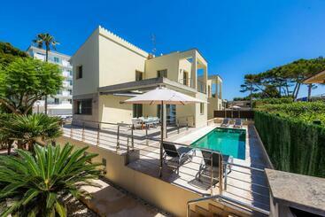 Apartamentos turísticos Villa Albufera