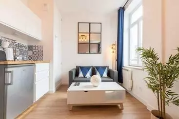 آپارتمان‌های توریست‌ها Charming Lille St Michel Studio