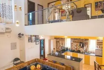 Turistlägenheter Mezzanine Villa W/t Hot Tub Jacuzzi