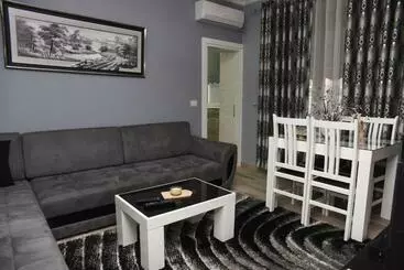 Turist apartmanları Ami S Apartments