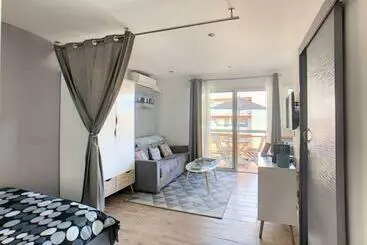 Turistihuoneistot Juan Les Pins Centre   Studio Neuf Avec Terrasse   3 Mins Des Plages   Jazz Apartment