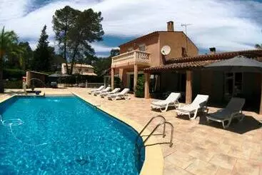 ツーリストアパートメント Exceptionnel 4 étoiles   Grande Villa Entre Cannes And Saint Tropez