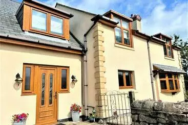 ツーリストアパートメント Abbey Farm House Ormskirk