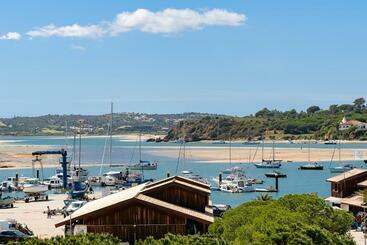 ツーリストアパートメント Casa Ria   Mar