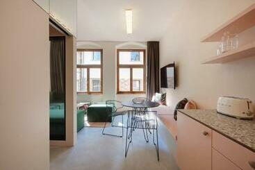 Apartamenty turystyczne Goldengel Design Suiten Frieda Maria Im Herzen Von Kaltern