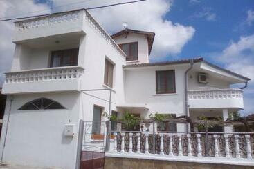 Apartamenty turystyczne Lussvelika: The Heart Of The Black Sea